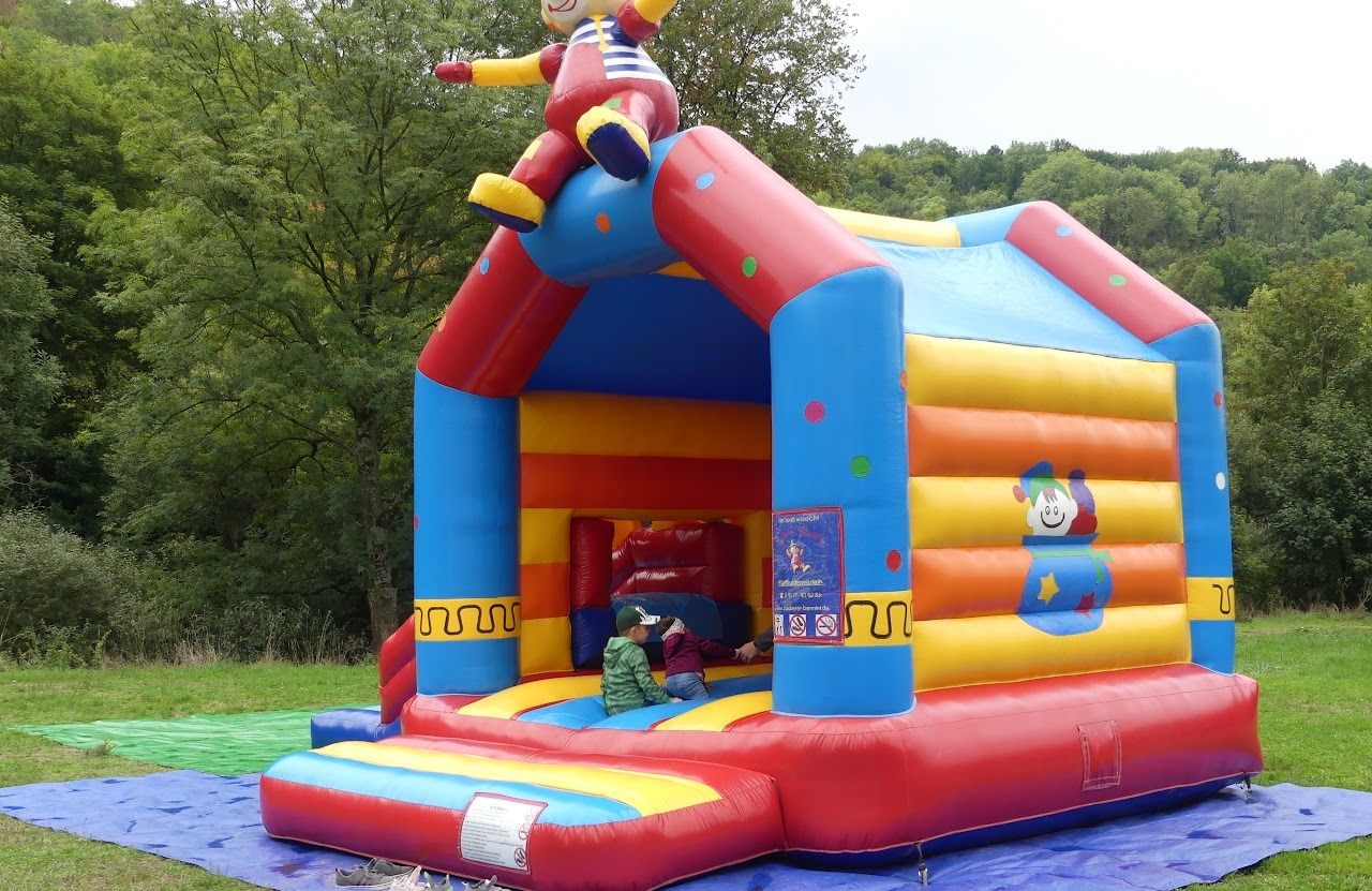 Bild vom 13. Benefizlauf im Jahr 2022. Dies ist das 167. Bild.